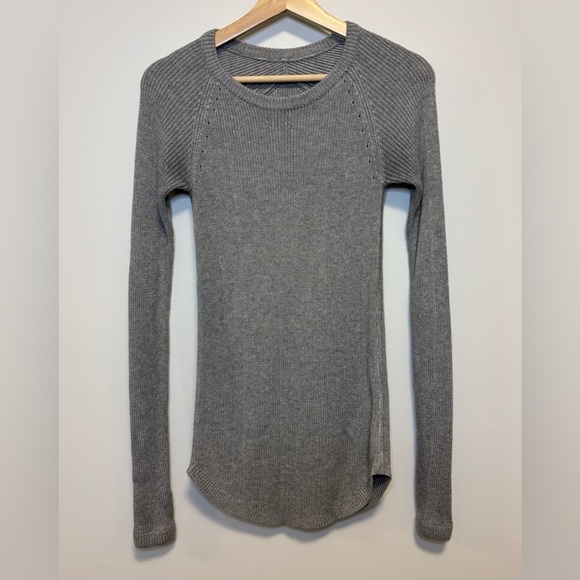 Lululemon Cabin Yogi Long Sleeve | Heathered Medium Grey / Heathered Light Grey - Picture 9 of 14